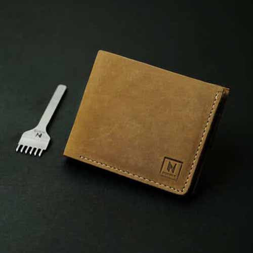 NUBUCK HUB Leather's Light Brown Slim Bi-fold Smart-Leather Men’s Wallet with 06 Credit Card Slots and Gift Box